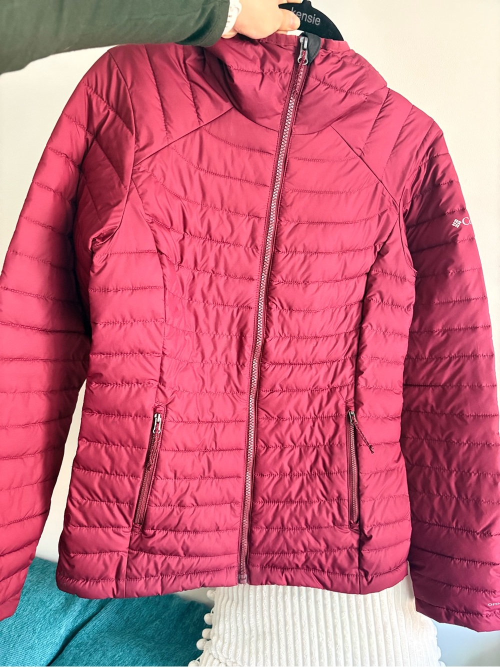 Columbia Women's Deep Raspberry/Red Packable Quilted Puffer Jacket - Picture 2 of 6